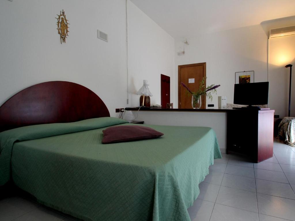 פונטקניאנו Hotel Carosello מראה חיצוני תמונה