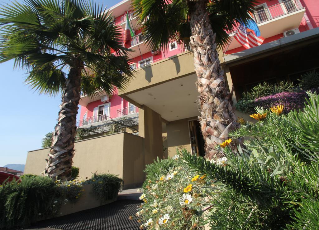 פונטקניאנו Hotel Carosello מראה חיצוני תמונה