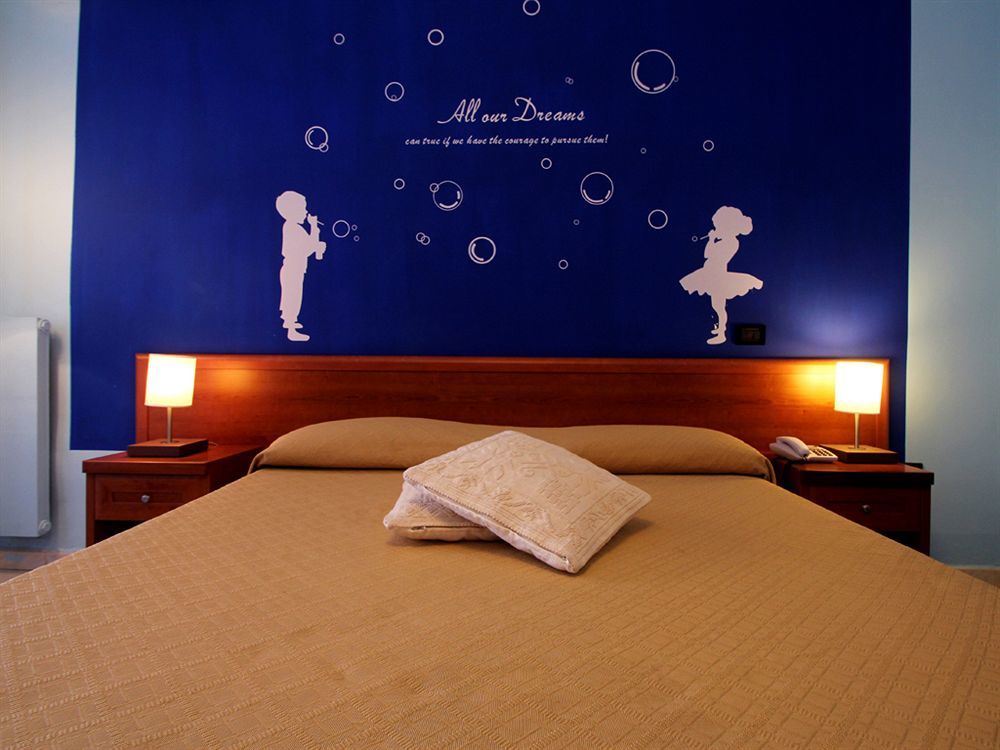 פונטקניאנו Hotel Carosello מראה חיצוני תמונה